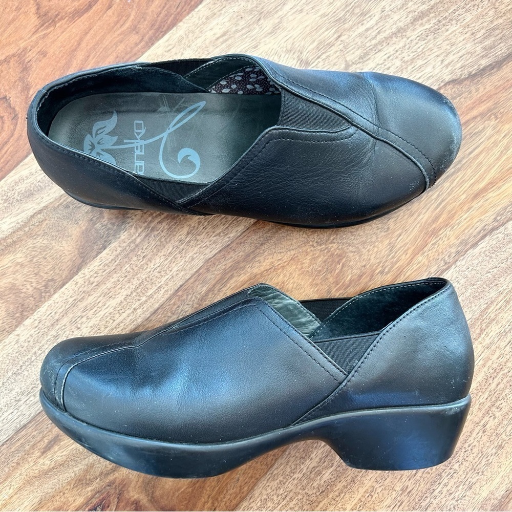Dansko Arden slip on comfort clogs